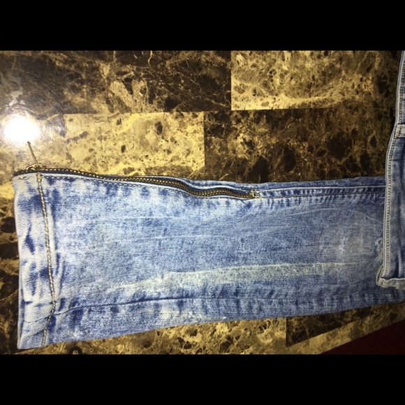 Ardene Denim Skinny jeans with zippers at bottom - Picture 7 of 8